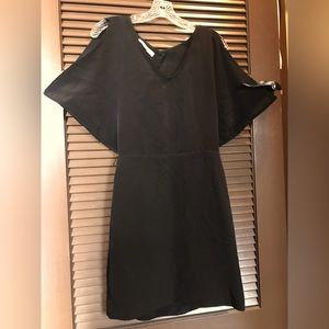 Unique lbd with pockets!